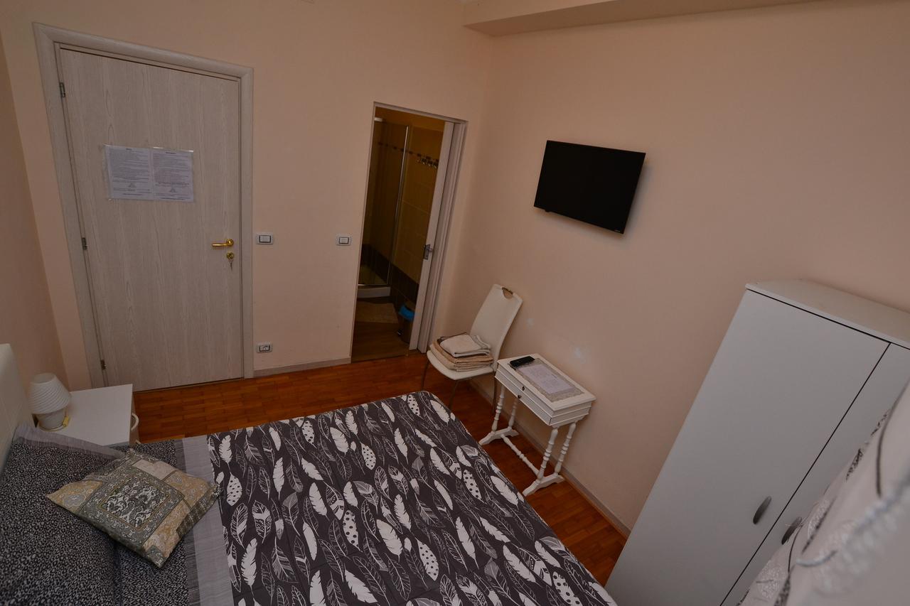 Affittacamere Lidiya Bolonia Exterior foto
